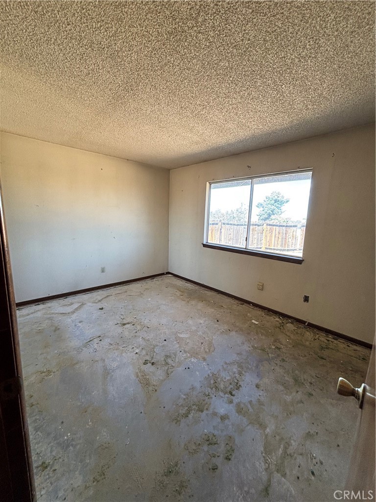 15788 Lindero Property Photo 13