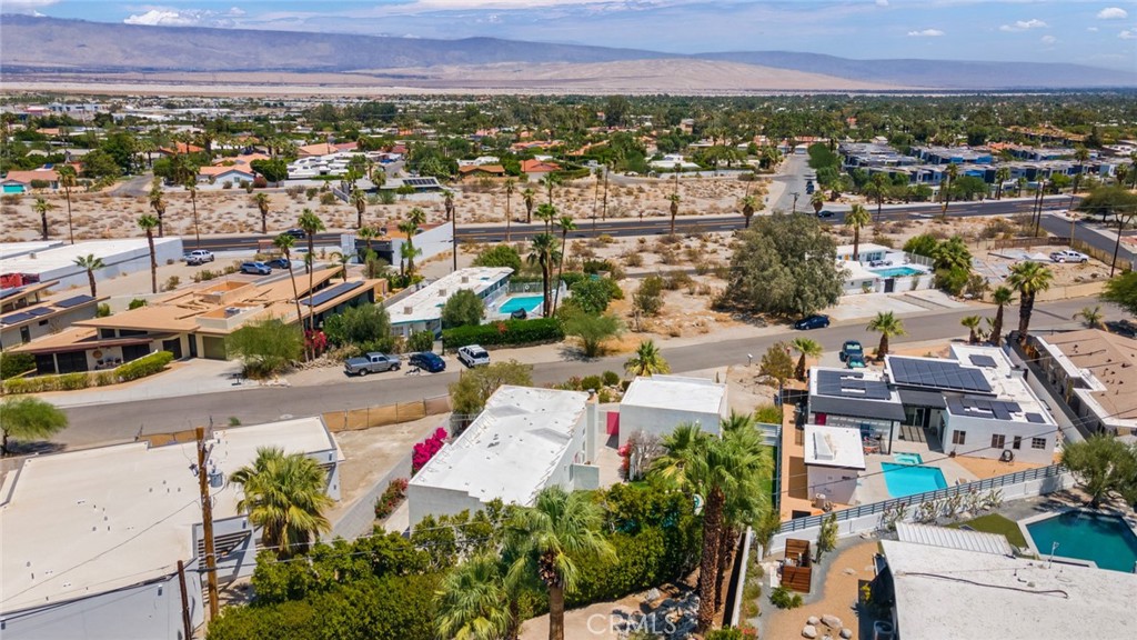2723 N Junipero Property Photo 30