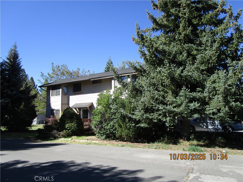 1102 W Fairway Property Photo 5