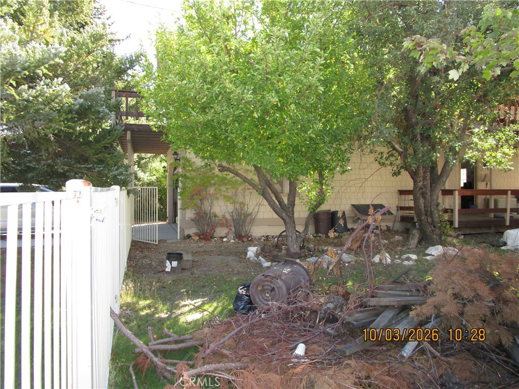 1102 W Fairway Property Photo 9