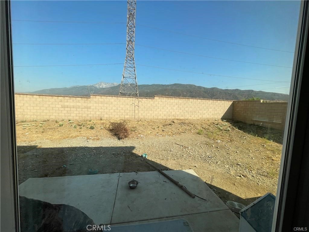 5144 Godinez Property Photo 2