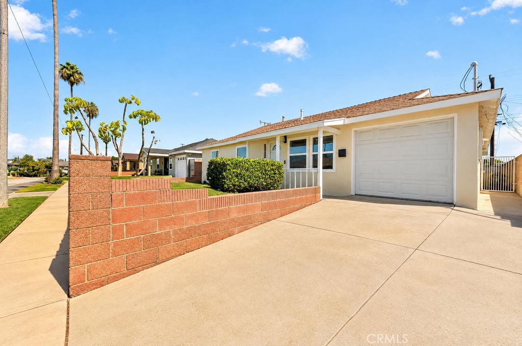 18806 Cairo Property Photo 4