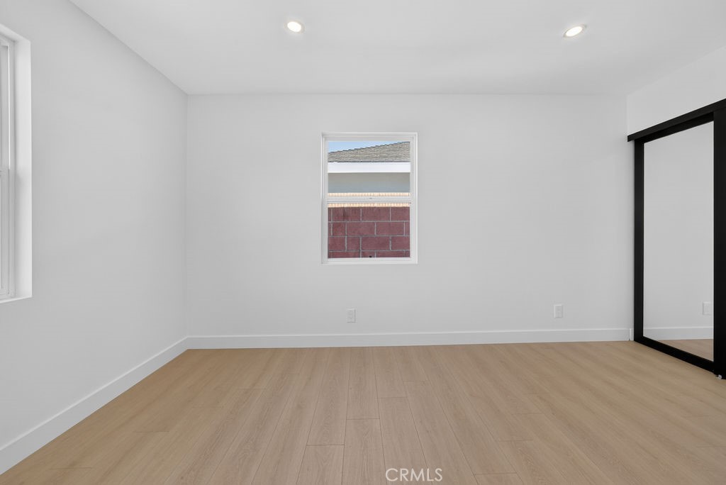 18806 Cairo Property Photo 23