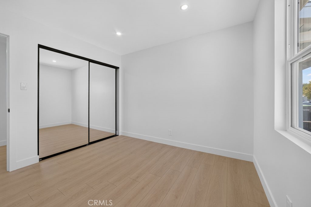 18806 Cairo Property Photo 26