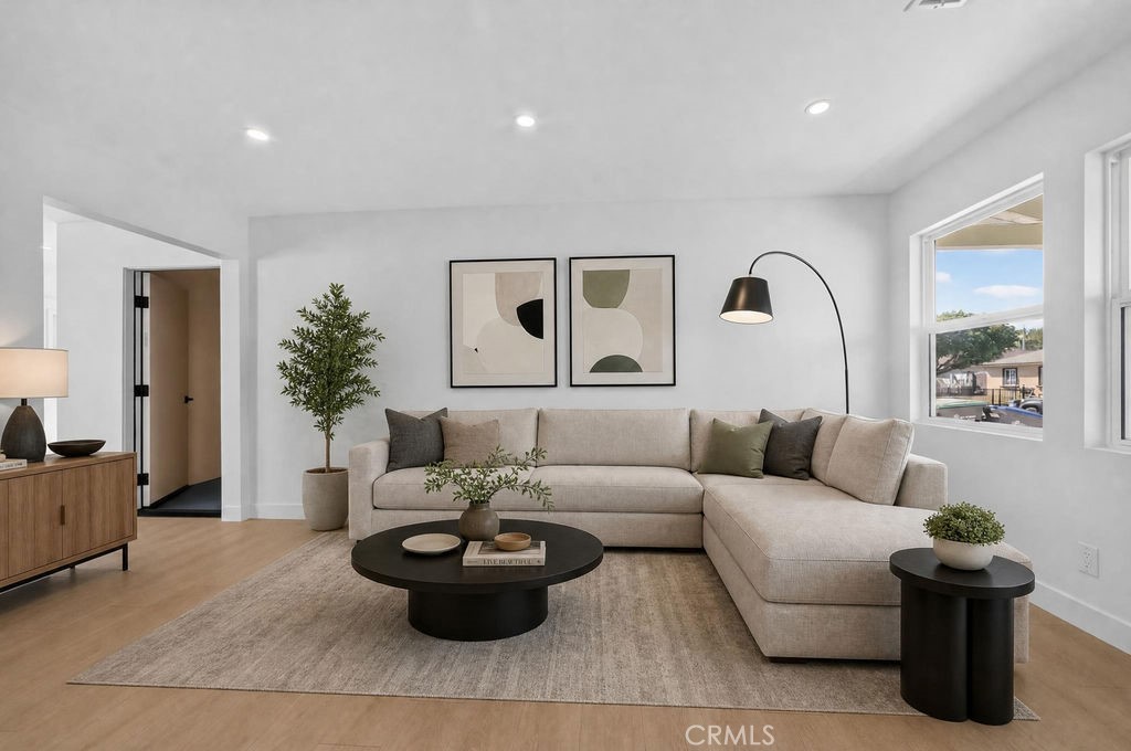 18806 Cairo Property Photo 38