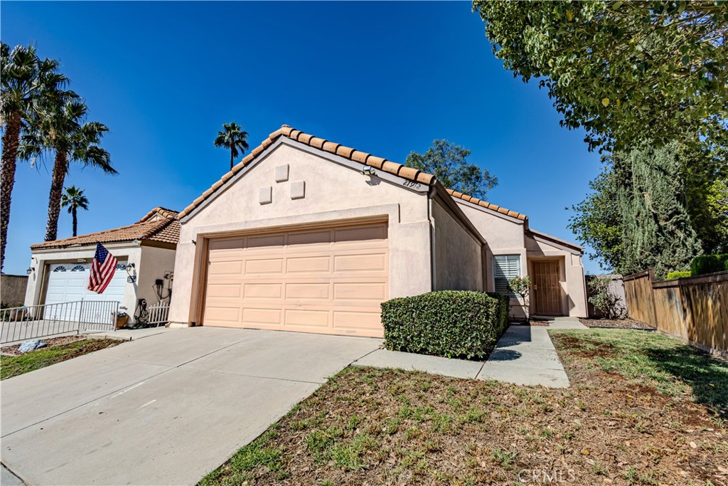 27912 Palm Villa Property Photo 1