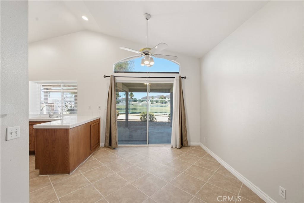 27912 Palm Villa Property Photo 4