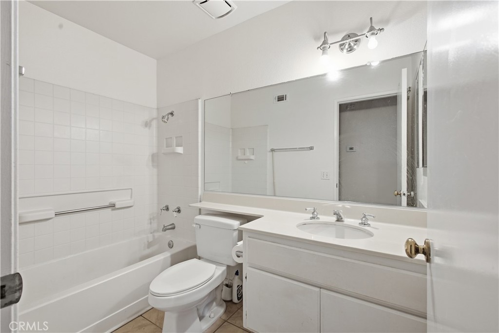 27912 Palm Villa Property Photo 9