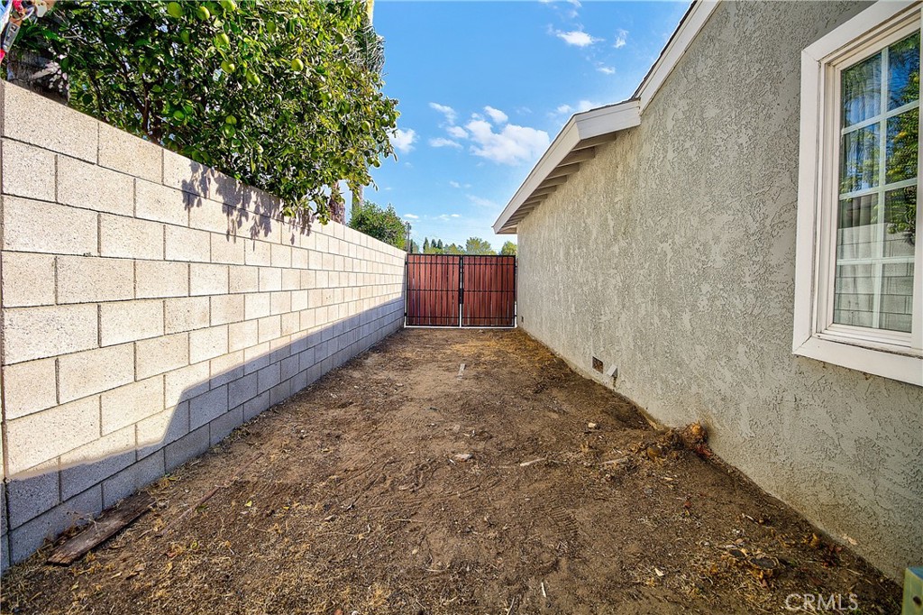 10943 Lansford Property Photo 52