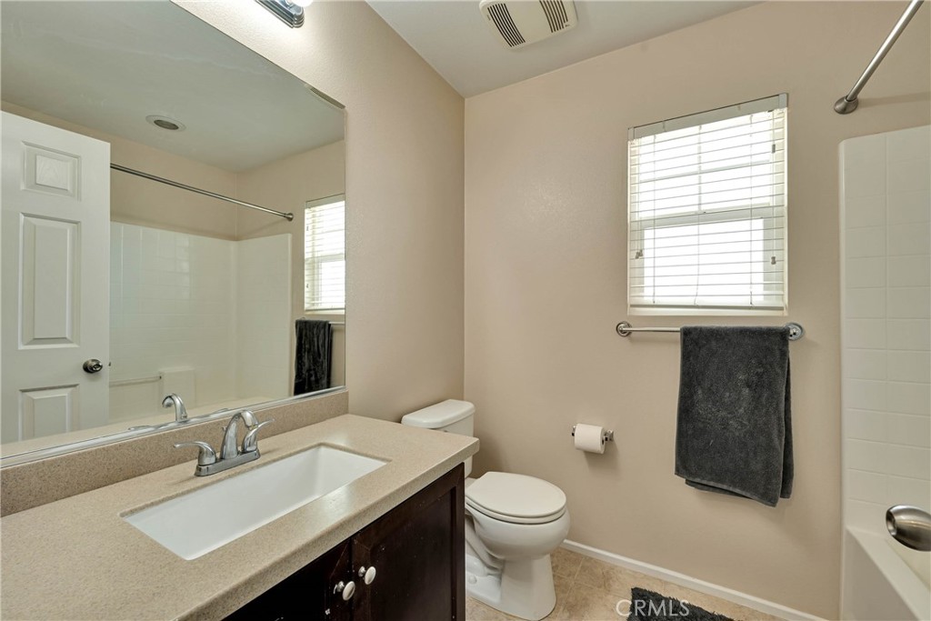 1445 Chinaberry Property Photo 35