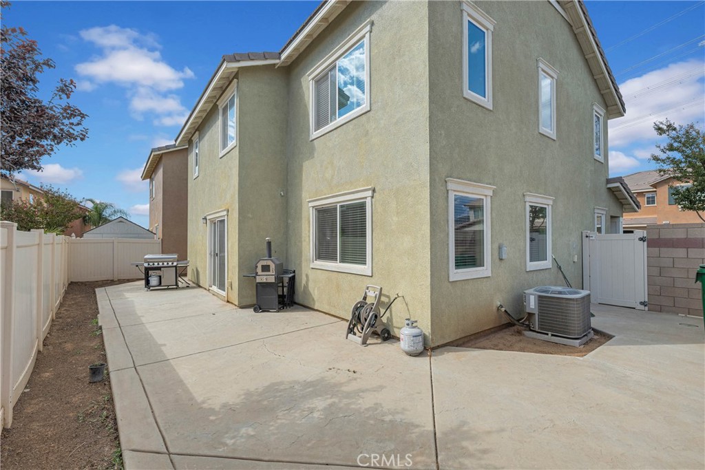 1445 Chinaberry Property Photo 46