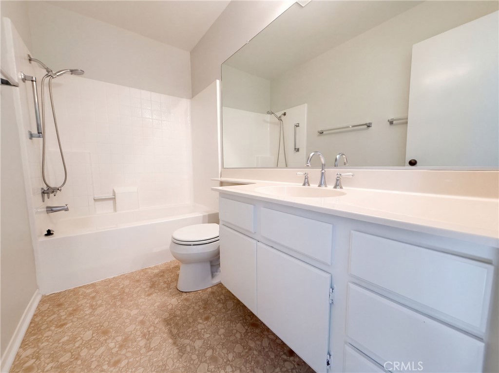 2591 Bedford Avenue Property Photo 16