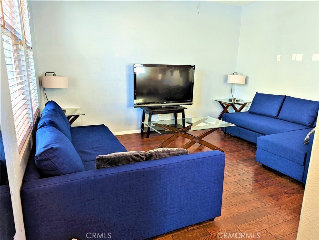 4300 Newton Avenue 94 Property Photo 8