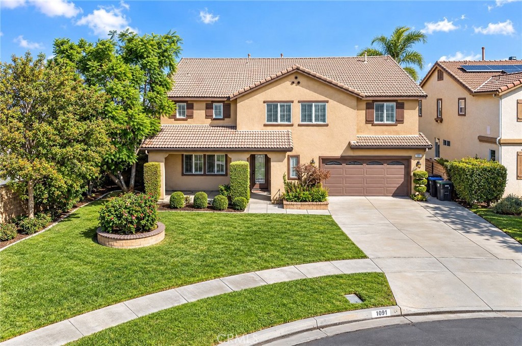 1091 Benedict Property Photo 1