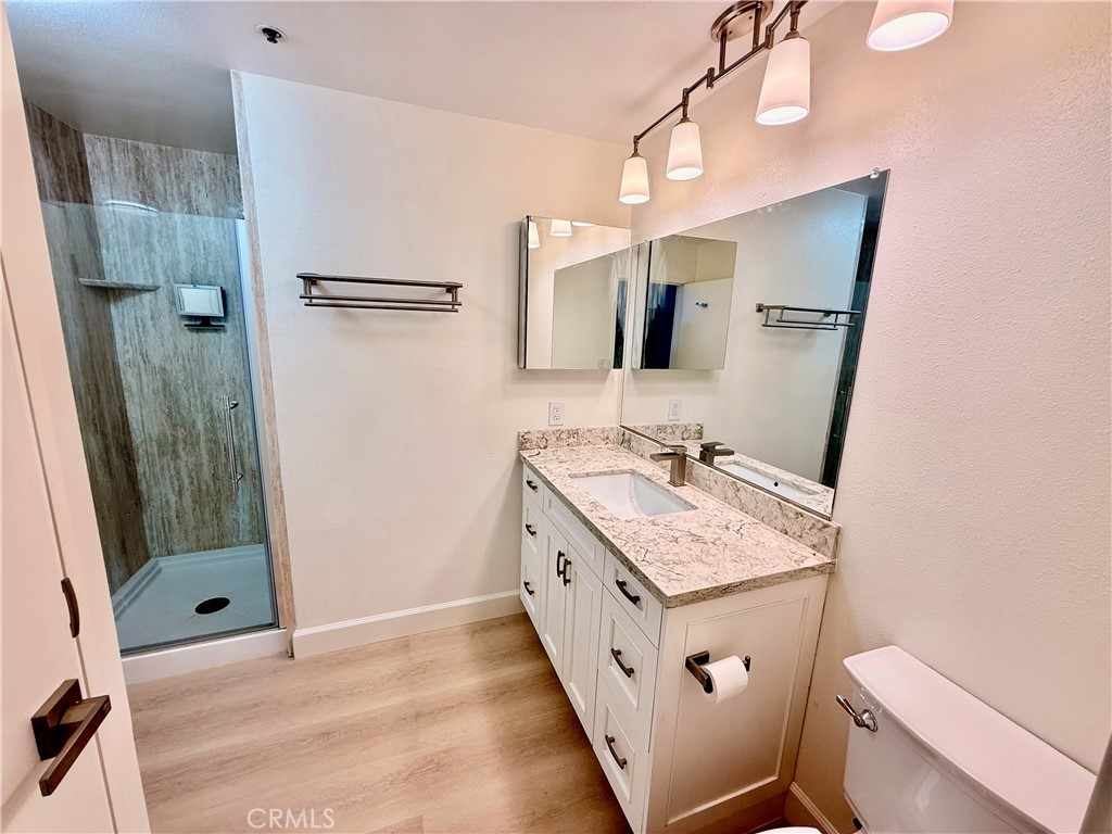 1310 E Ocean 407 Property Photo 23