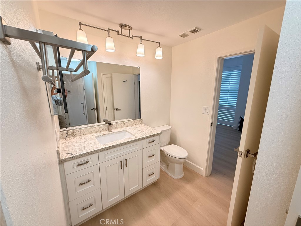 1310 E Ocean 407 Property Photo 24