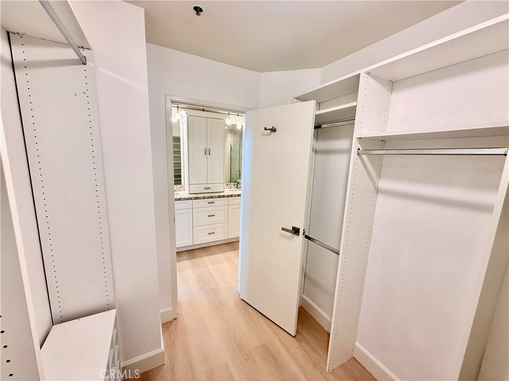 1310 E Ocean 407 Property Photo 30