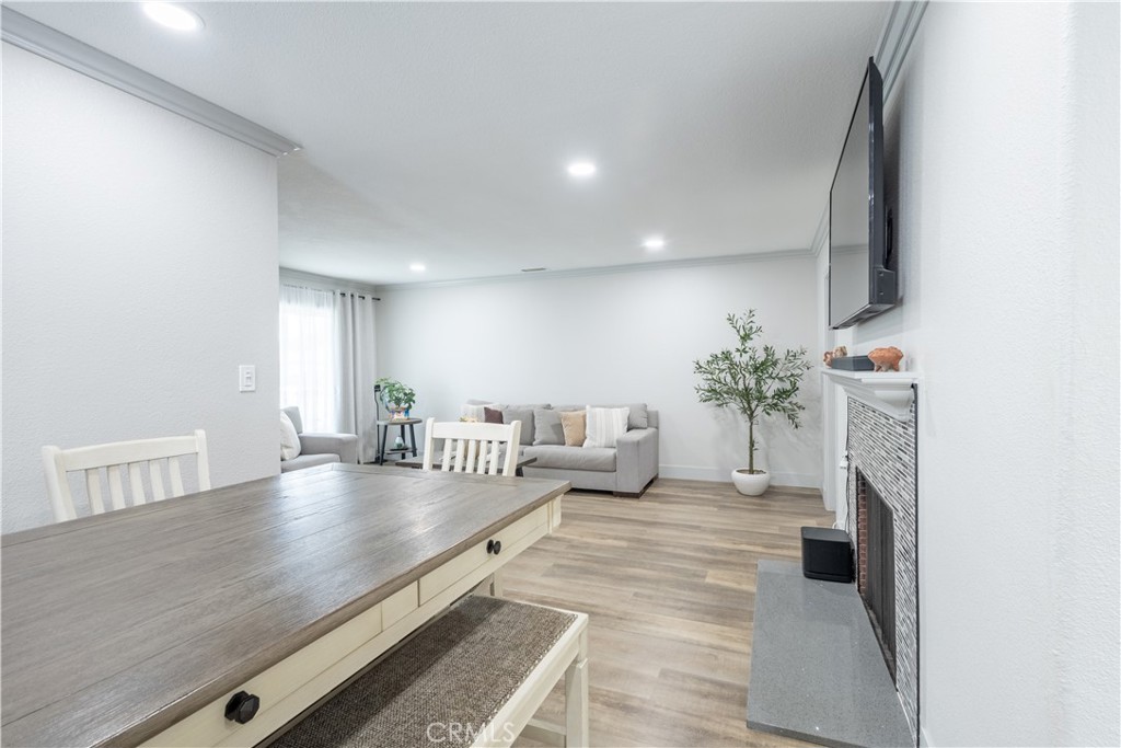 2121 Valencia Property Photo 12