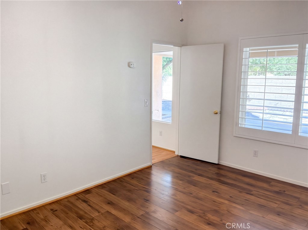 7776 Somerset Property Photo 10