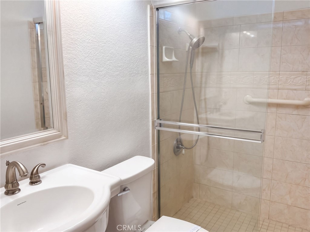 7776 Somerset Property Photo 13