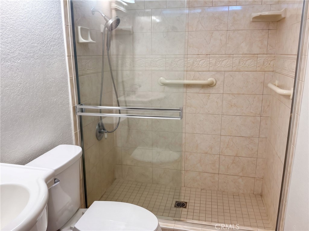 7776 Somerset Property Photo 14