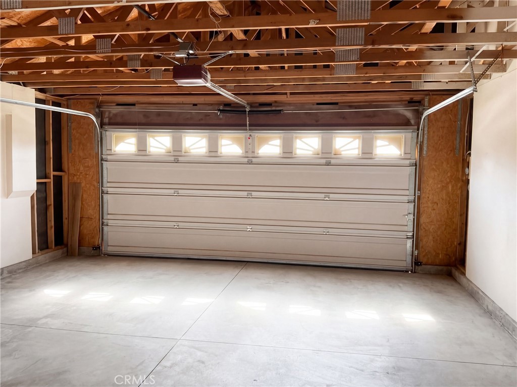 7776 Somerset Property Photo 15