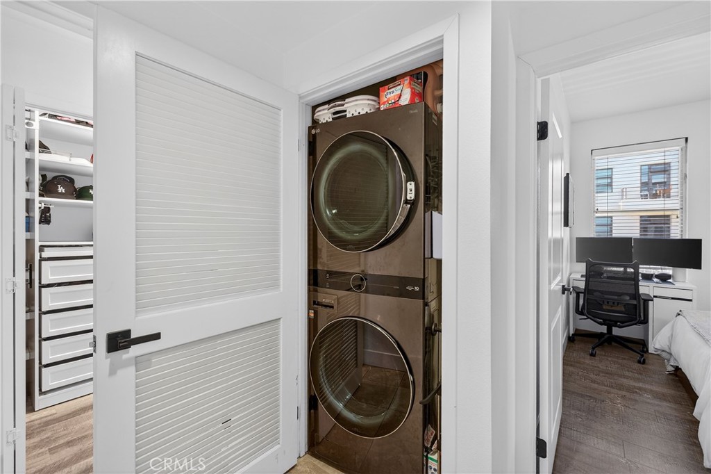 150 The Promenade N 415 Property Photo 18