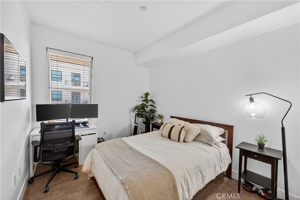 150 The Promenade N 415 Property Photo 23