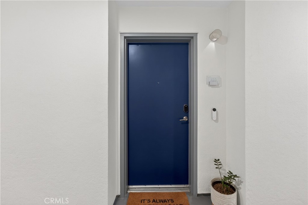 150 The Promenade N 415 Property Photo 26