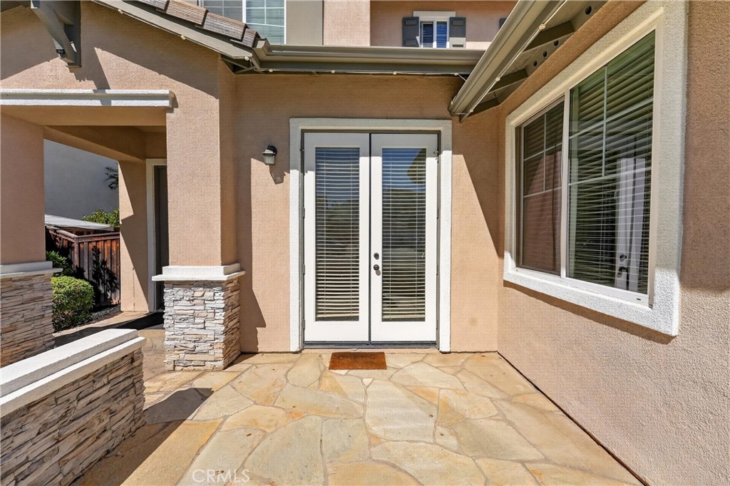 11123 Violet Court Property Photo 5
