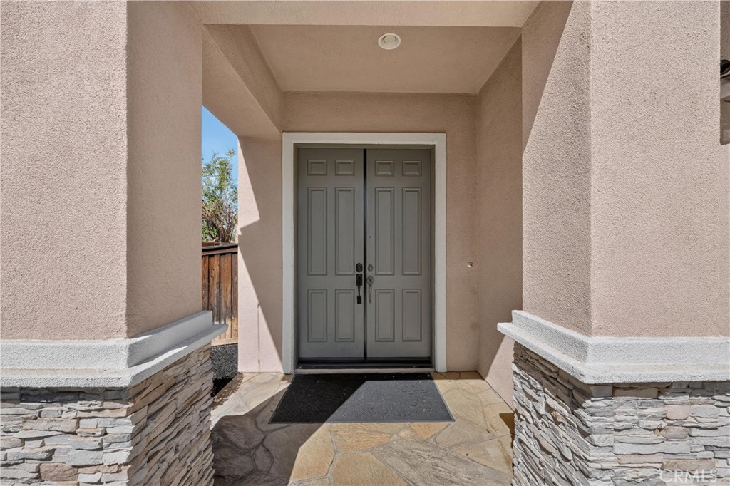 11123 Violet Court Property Photo 6