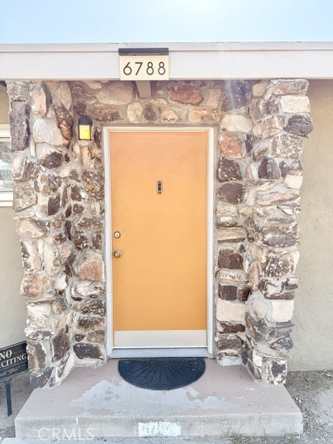 6788 Fig Street Property Photo 7