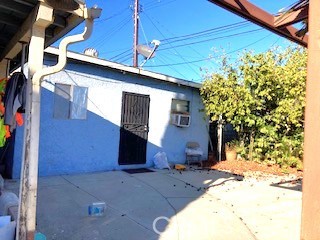 1409 S Pleasant Avenue Property Photo 3