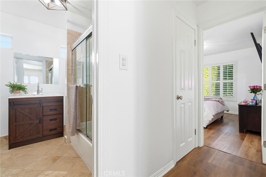 4027 La Salle Property Photo 15