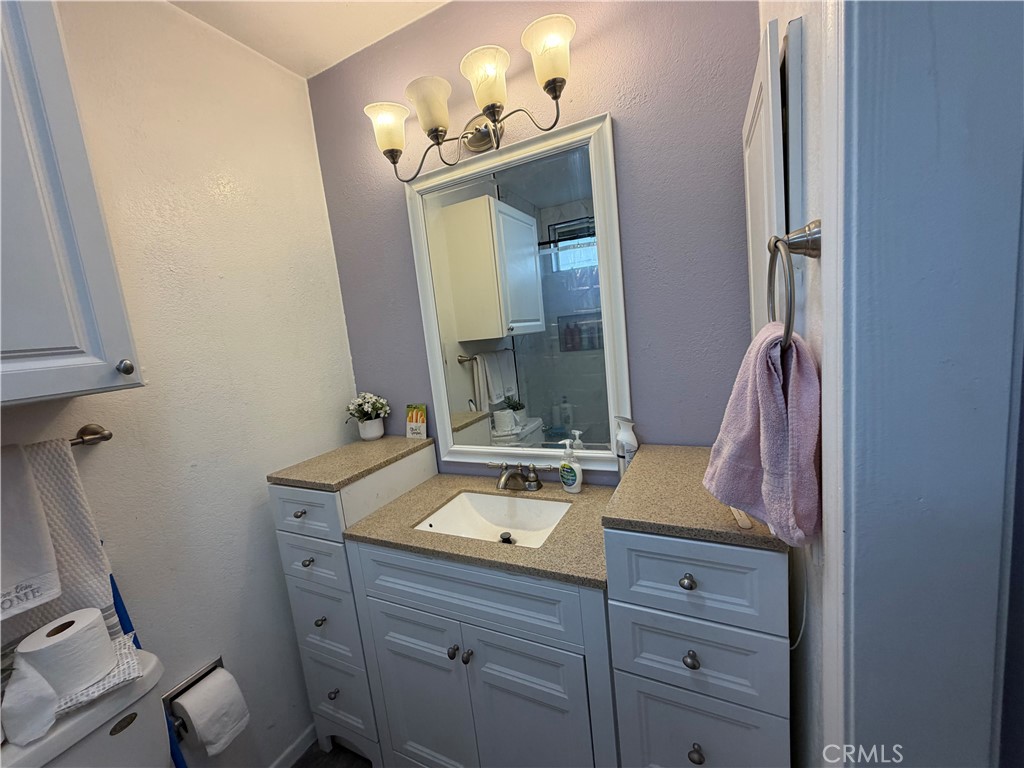 12984 Westbury Property Photo 13