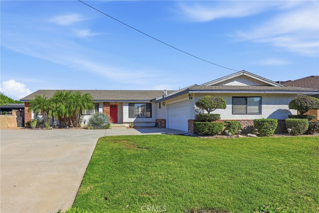6076 Walnut Avenue Property Photo 2