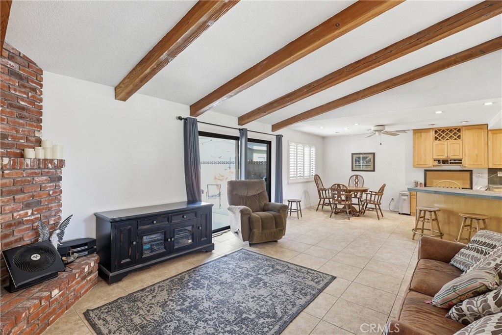6076 Walnut Avenue Property Photo 14