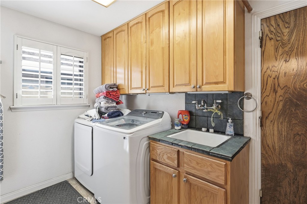 6076 Walnut Avenue Property Photo 22