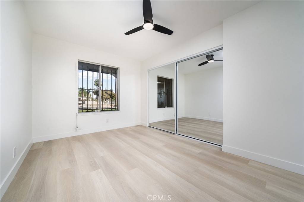 212 N Acacia Avenue Property Photo 13