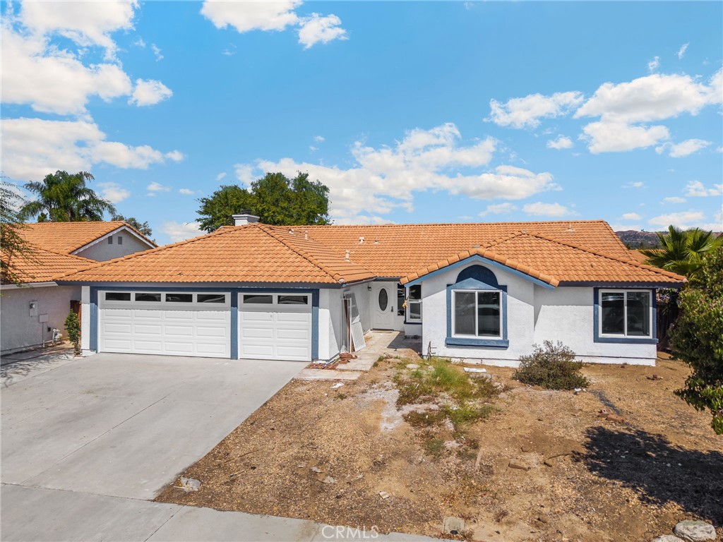 26124 Windemere Property Photo 2