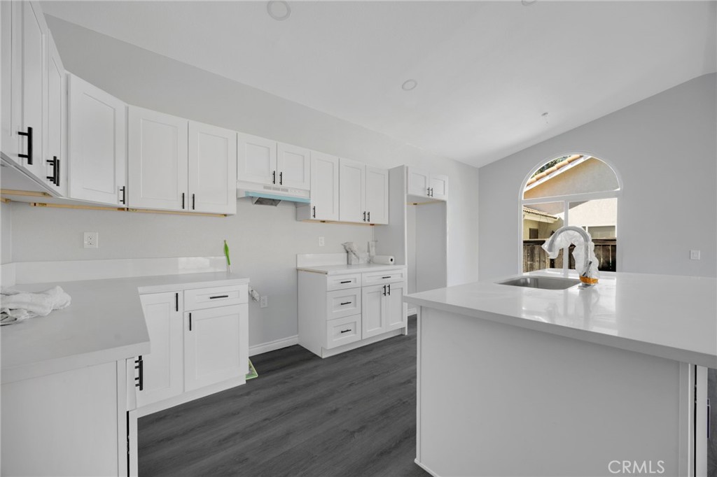 26124 Windemere Property Photo 5