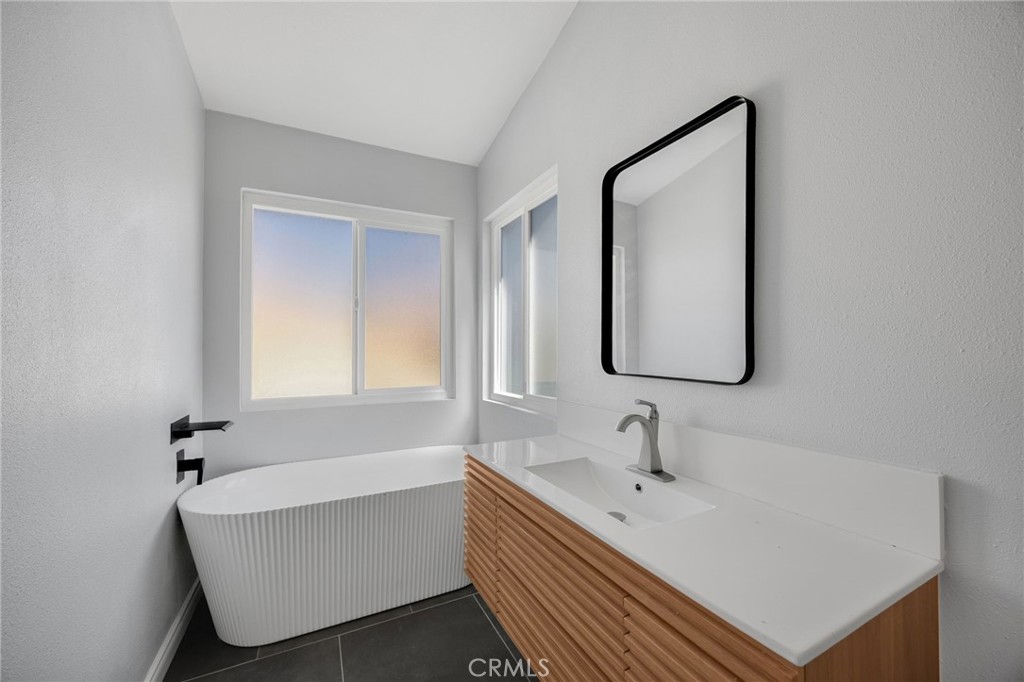 26124 Windemere Property Photo 14