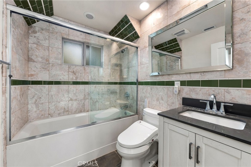 2637 N Mountain Avenue Property Photo 27