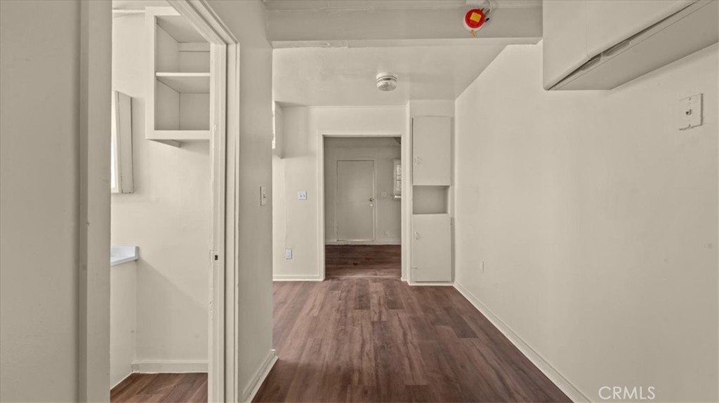 5429 2nd Property Photo 20
