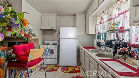 5429 2nd Property Photo 25