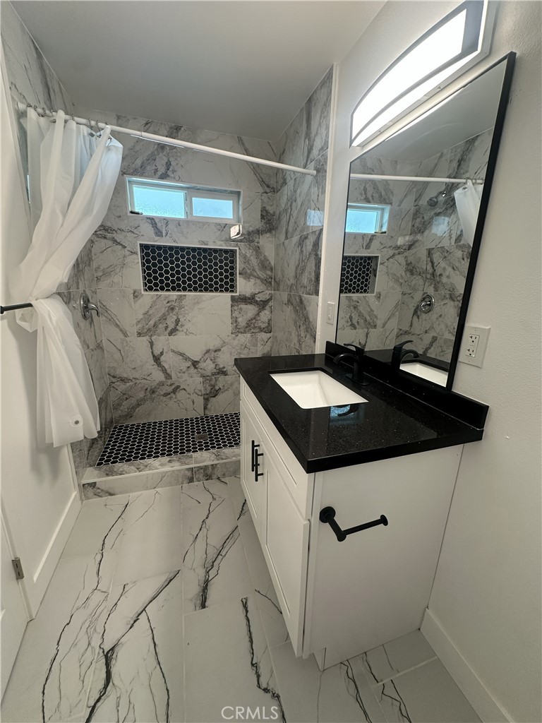 426 W Avenida Cerca Property Photo 11