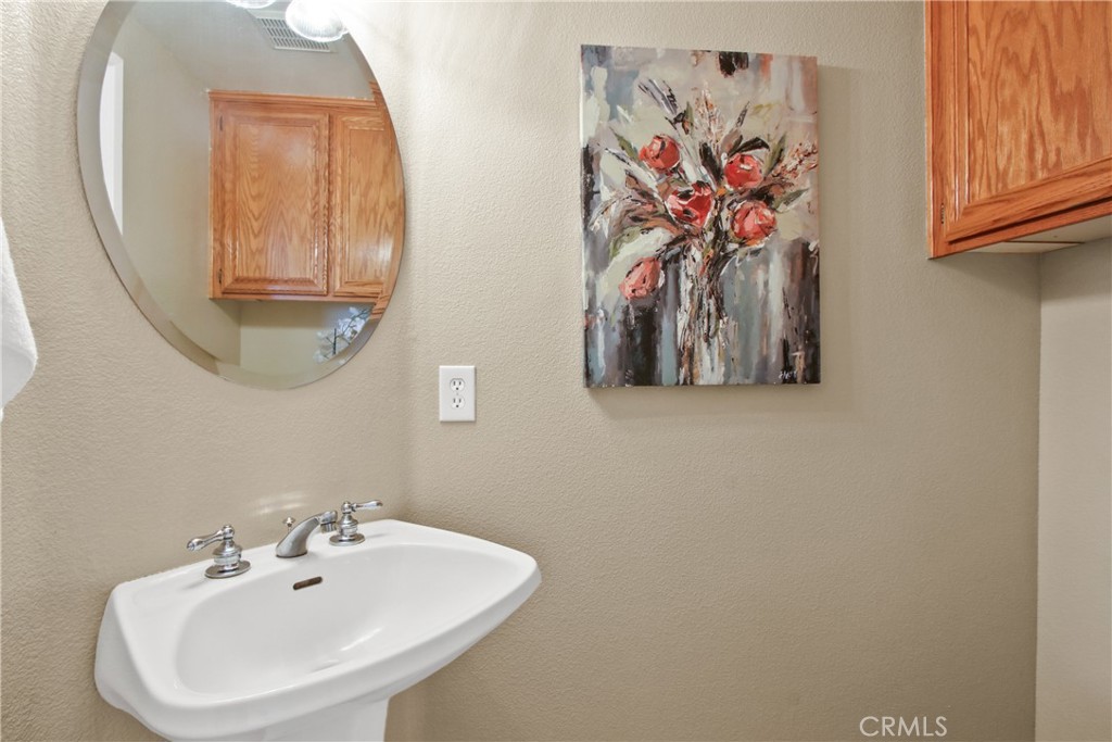 904 Turner N 17 Property Photo 10