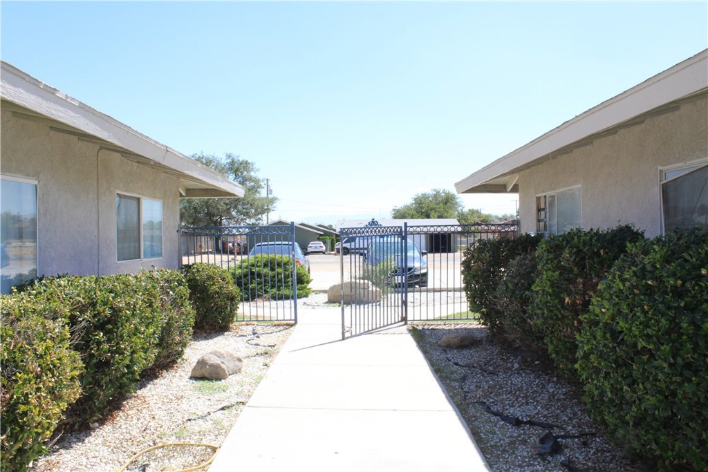 15510 Tonekai Property Photo 7
