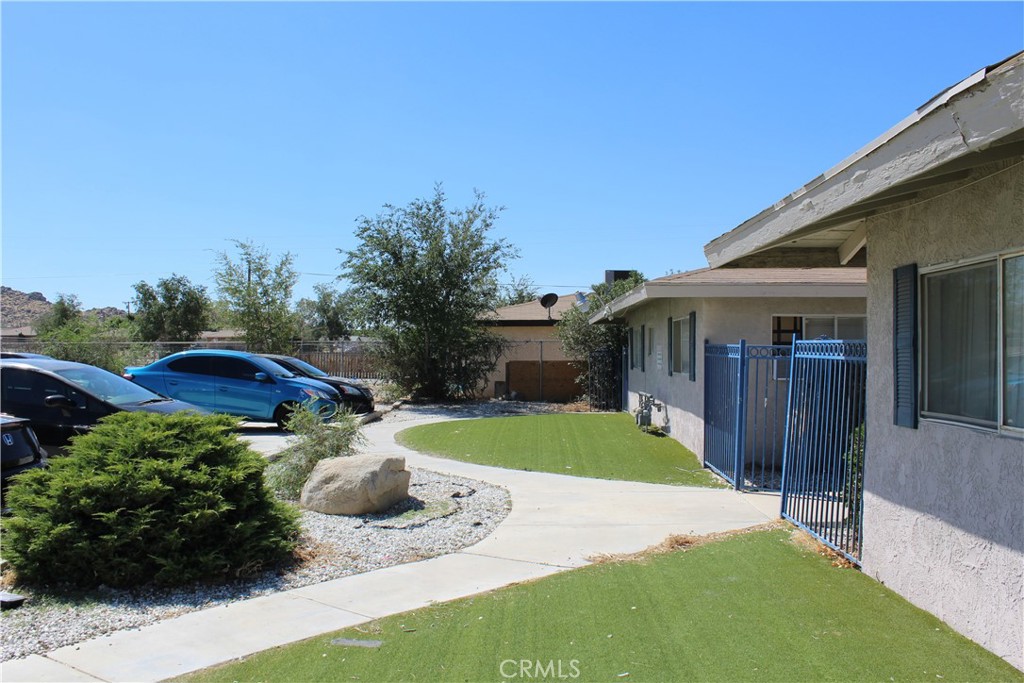 15510 Tonekai Property Photo 8