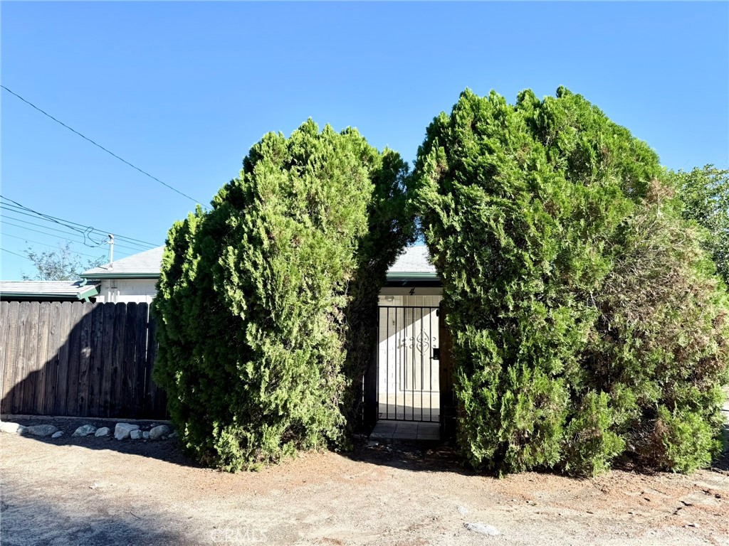 2279 Mentone 4 Property Photo 1